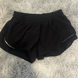 Lululemon black hotty hot shorts
